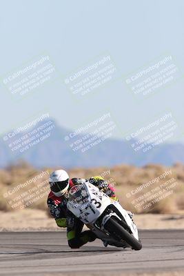 media/Dec-07-2025-CVMA (Sun) [[3e7d2de5dc]]/Race 9-Formula UL Shootout/